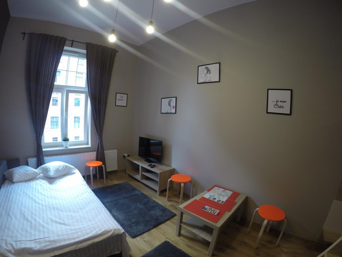 Smart Apart Hotel Krasków Εξωτερικό φωτογραφία